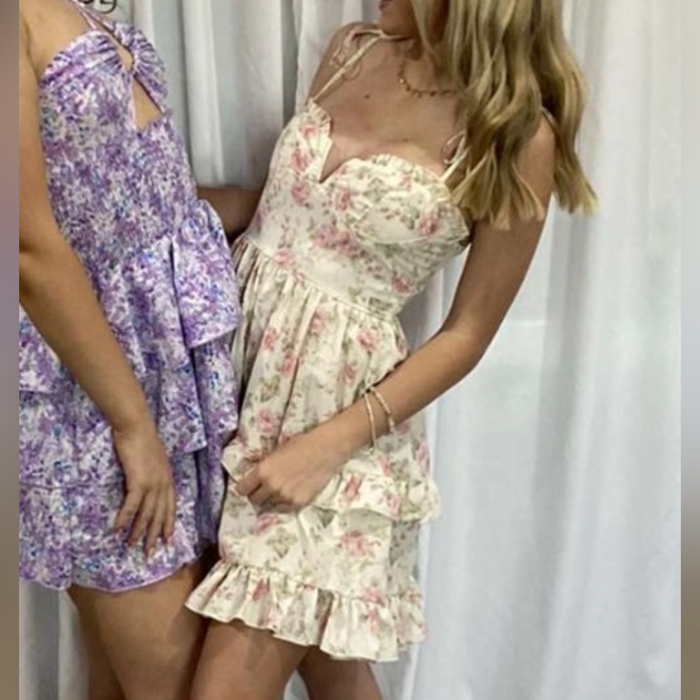dress - Picture 2 of 3